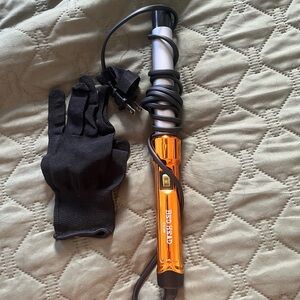 Bed Head 1” Curling wand with Glove